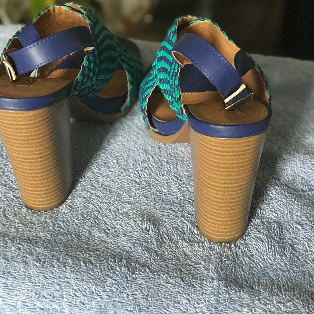 Shoes - Picture 2 of 3